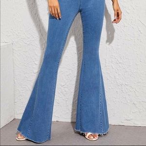 High waisted flare stretchy jeans